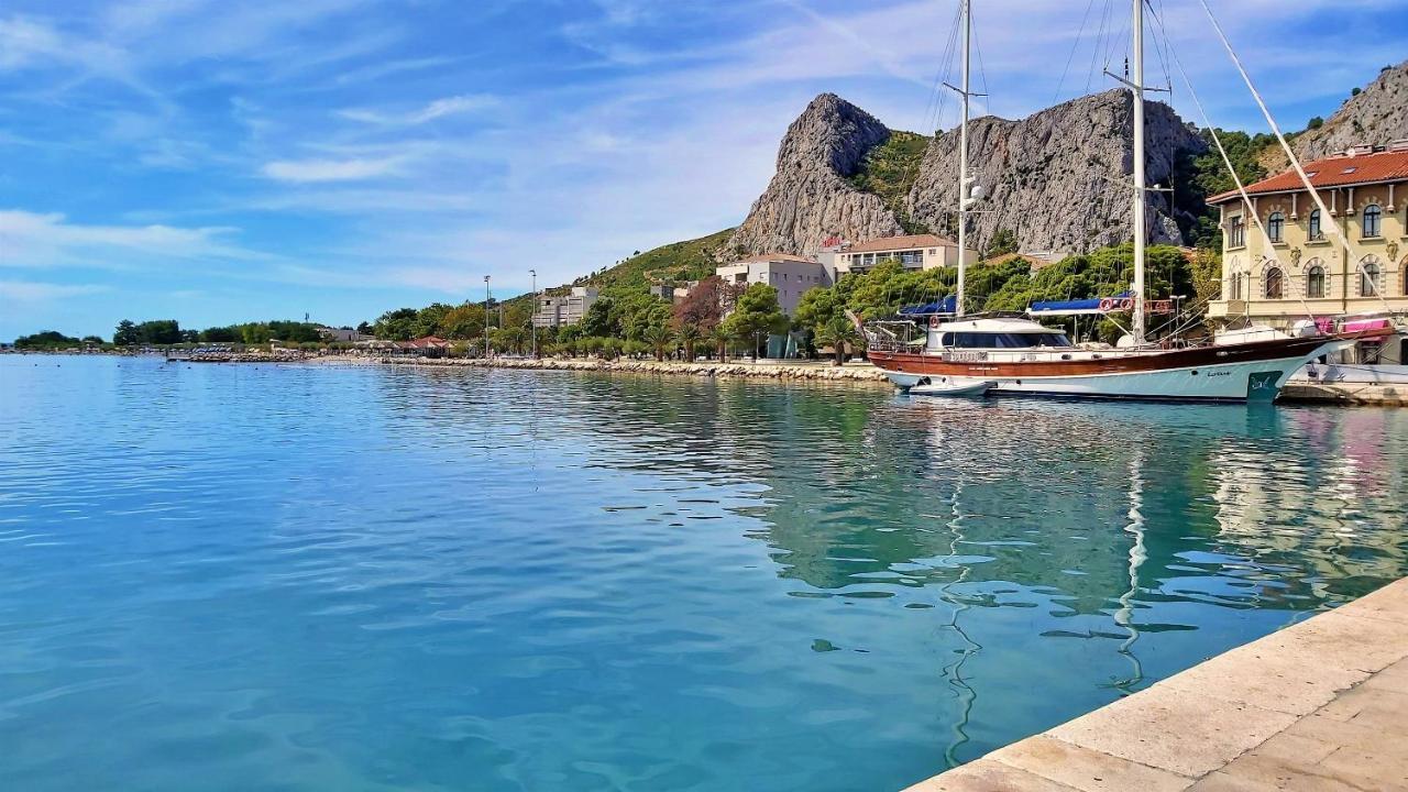 Apartments Punta 2 Omiš Eksteriør bilde