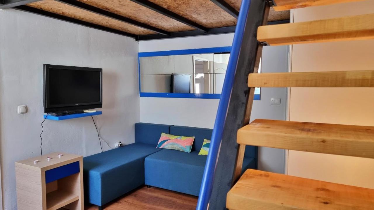 Apartments Punta 2 Omiš Eksteriør bilde